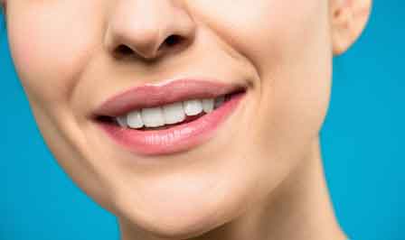 white teeth Benefits of baking soda in hindi